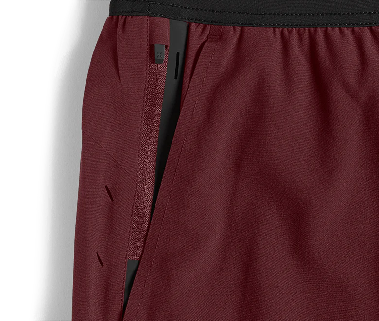 Ten Thousand interval short Maroon zakken
